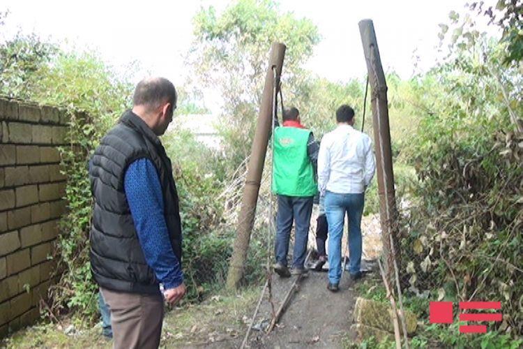 Sel Astarada üç körpünü dagıdıb