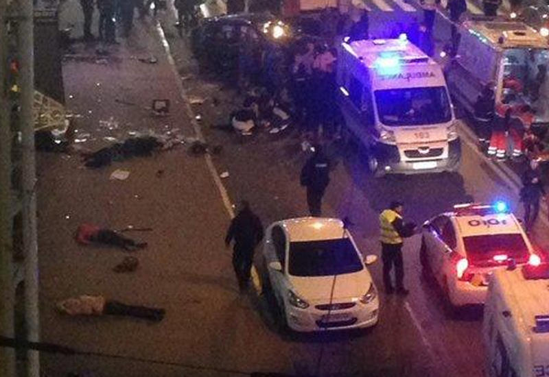 В Харькове внедорожник въехал в толпу, есть погибшие