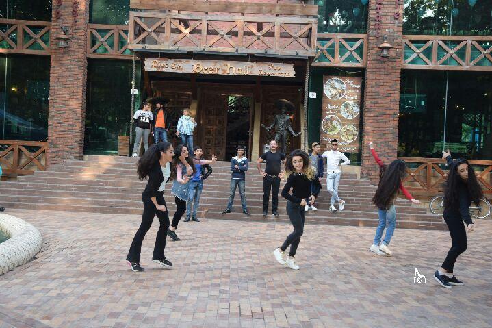 В Баку прошел флешмоб индийских танцев