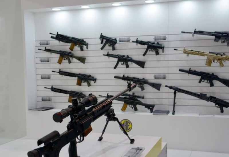 Азербайджан увеличивает расходы на оборону