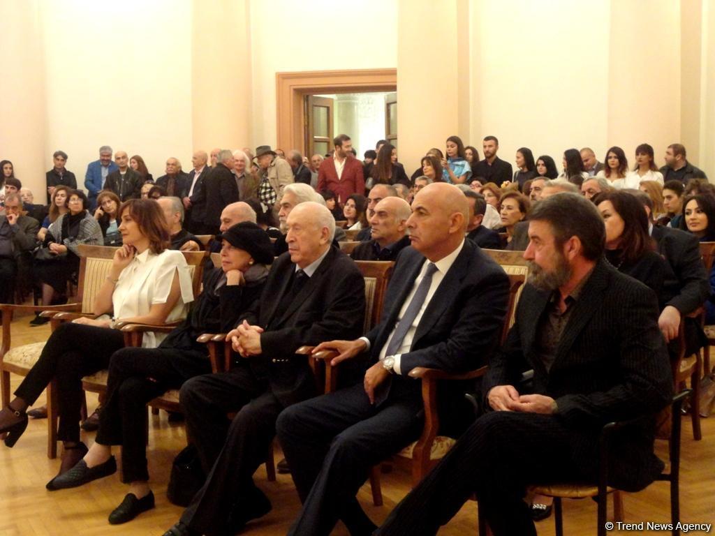 "Продолжение" азербайджанского художника Гасана Хагвердиева