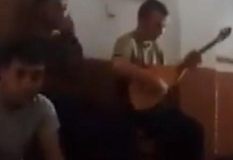 Türkiyədə şəhidin son ifası ürəkləri dağladı