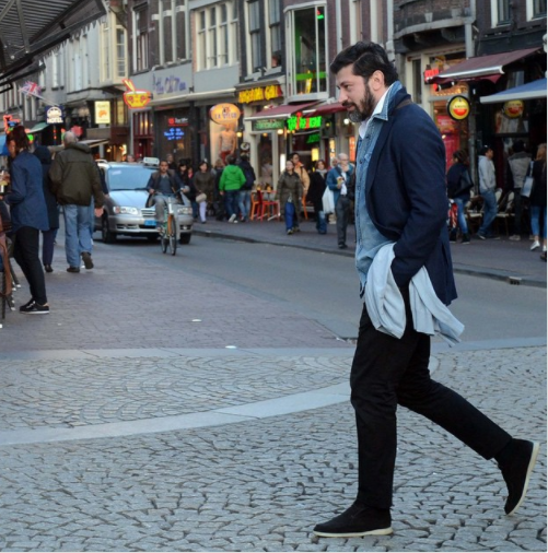 Yaraşığı və geyimi ilə instaqramın ulduzuna çevrilən Tibilisi meri