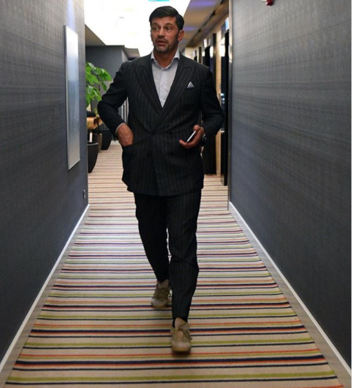 Yaraşığı və geyimi ilə instaqramın ulduzuna çevrilən Tibilisi meri