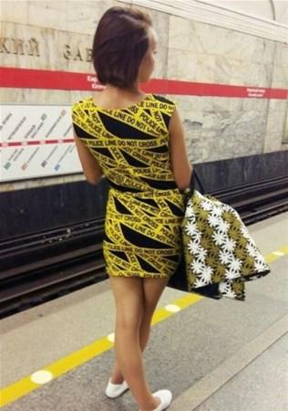 Hər kəs metrodakı bu qadınlardan danışır