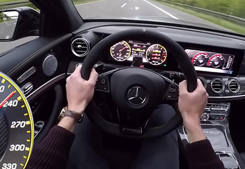 Чтобы доказать преимущество, Mercedes соревнуется с последней моделью BMW