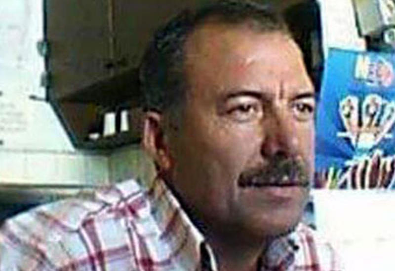 "Gecə növbəsiyəm" deyib evdən çıxdı: arvadını məşuqu ilə yataq otağında tutdu - Türkiyədə - FOTO