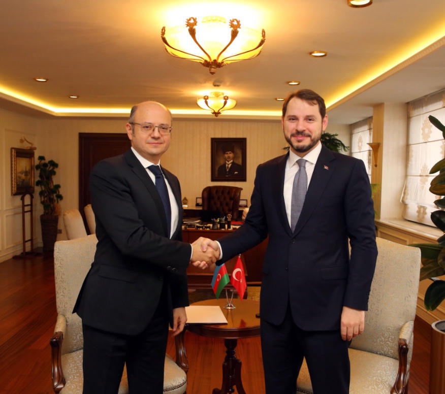 Министры энергетики Турции и Азербайджана обсудили энергопроекты
