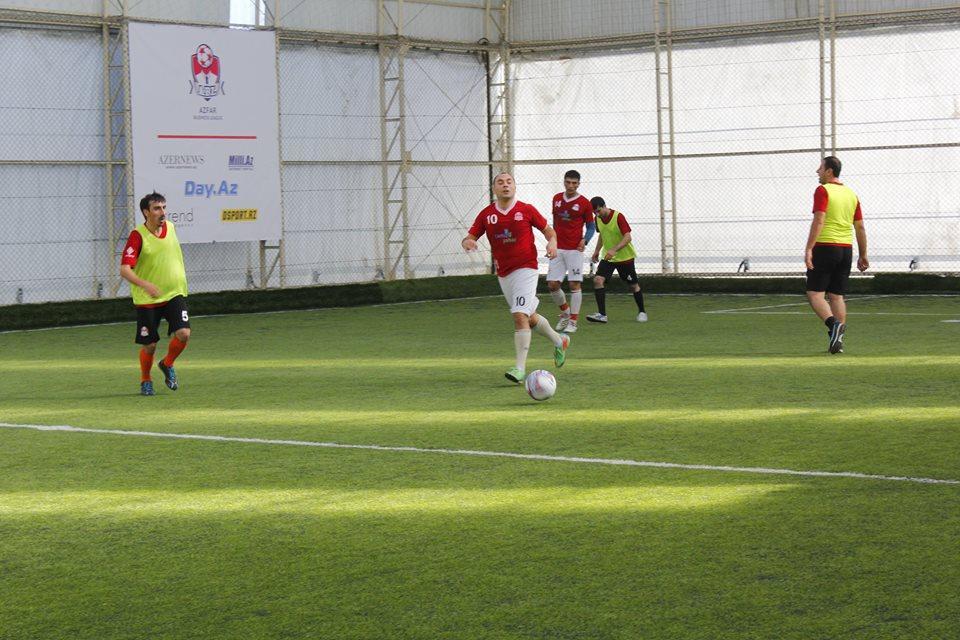 Футбольные страсти AZFAR Business League - голы, желтые и красные карточки