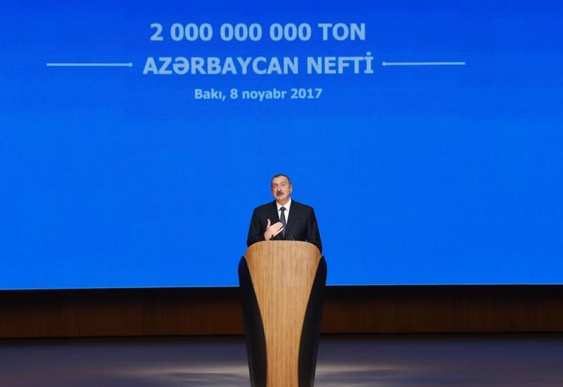 Президент Ильхам Алиев: В Азербайджане нефть приносит благополучие, развитие, стабильность, мощь