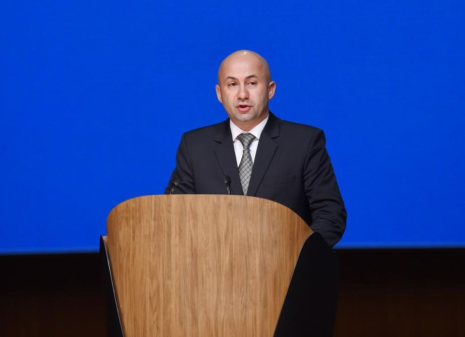 Президент Ильхам Алиев принял участие в торжественной церемонии, посвященной добыче двухмиллиардной тонны нефти в Азербайджане