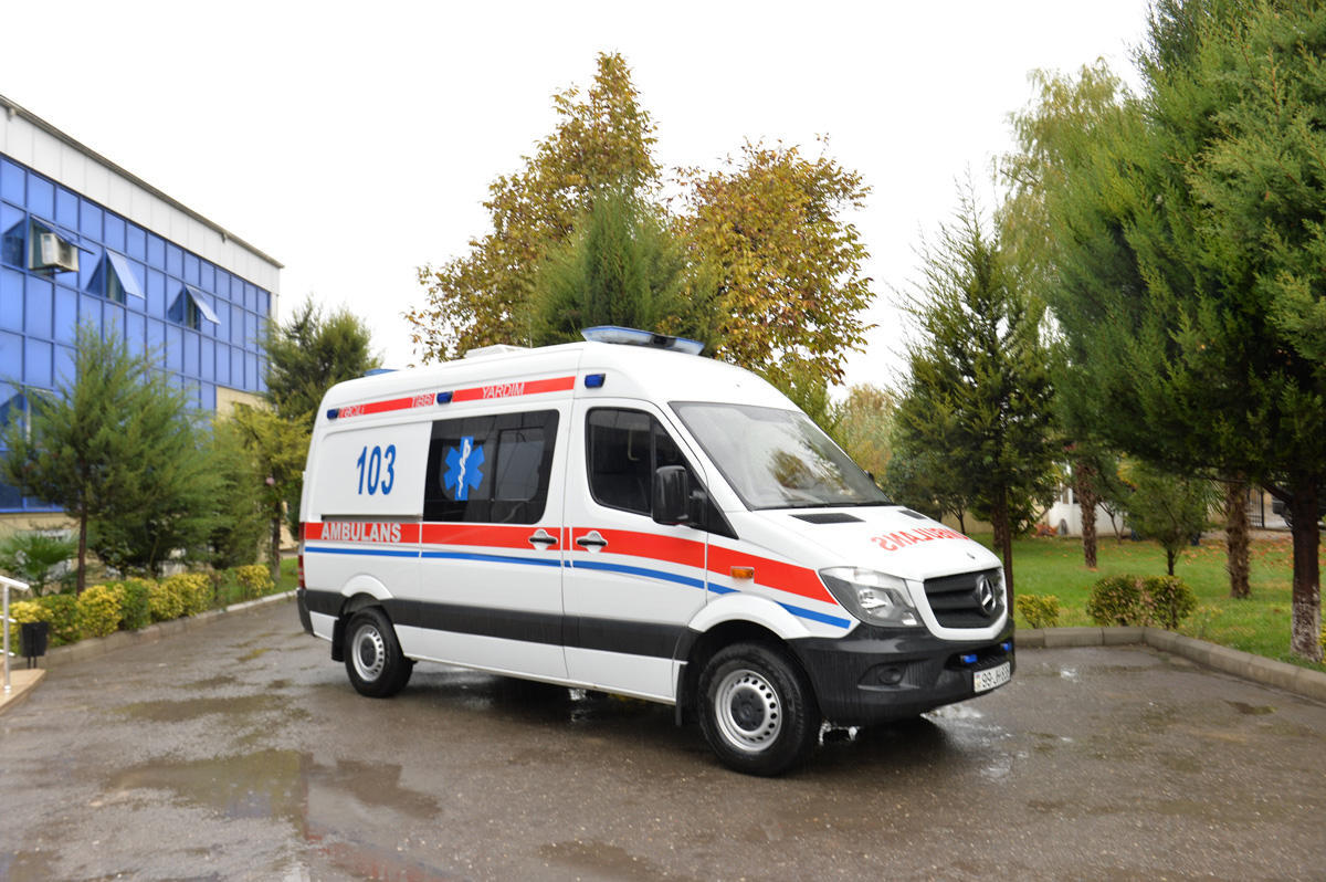 По поручению Мехрибан Алиевой представители Фонда Гейдара Алиева в Агдаме