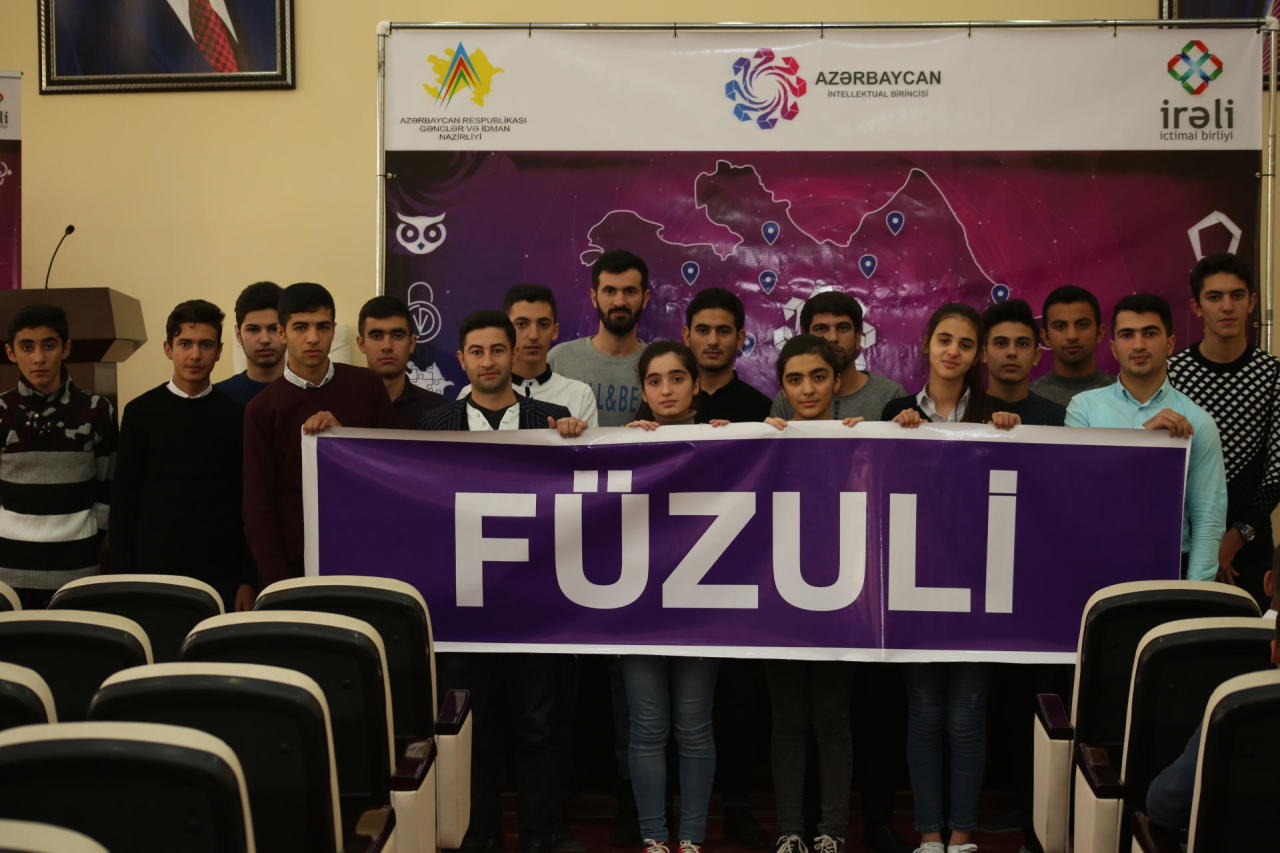 Определены первые финалисты второго Интеллектуального первенства Азербайджана