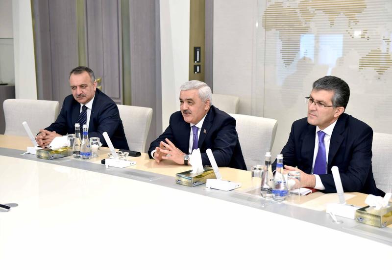 Ровнаг Абдуллаев рассказал о перспективах сотрудничества с "Узбекнефтегаз"