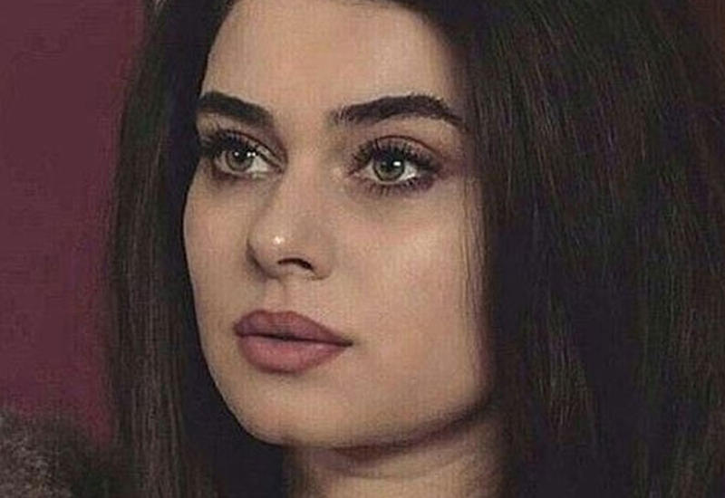 Gözəlliyi ilə Türkiyəni fəth edən aktrisanın yaşı hamını ŞOKA saldı