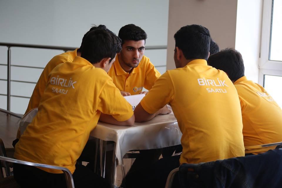 В 60 городах и районах Азербайджана выявляются интеллектуалы