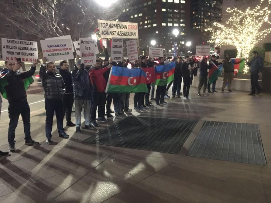 В Бостоне прошла акция протеста азербайджанской общины