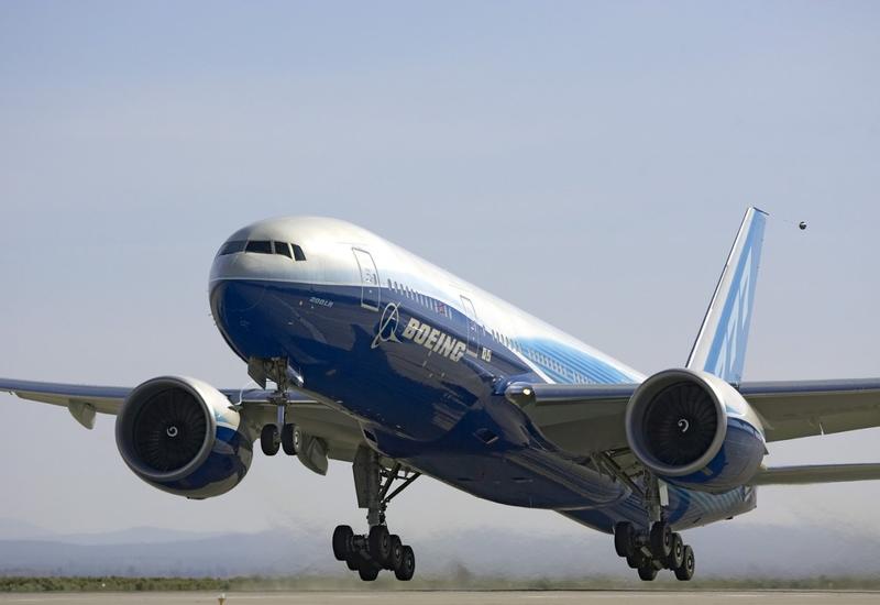 В США Boeing-777 вернулся в аэропорт из-за потери детали при взлетe