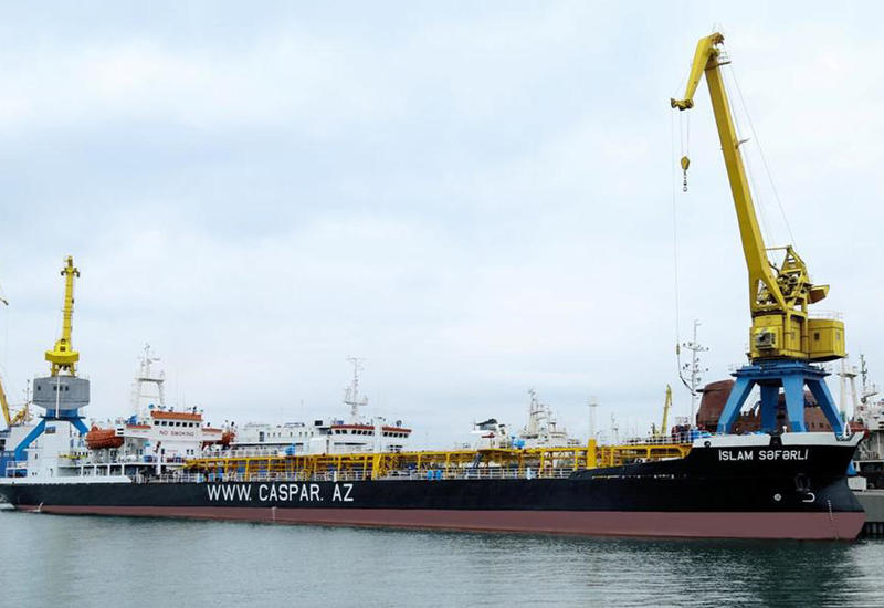 Азербайджан завершает ремонт нефтяного танкера