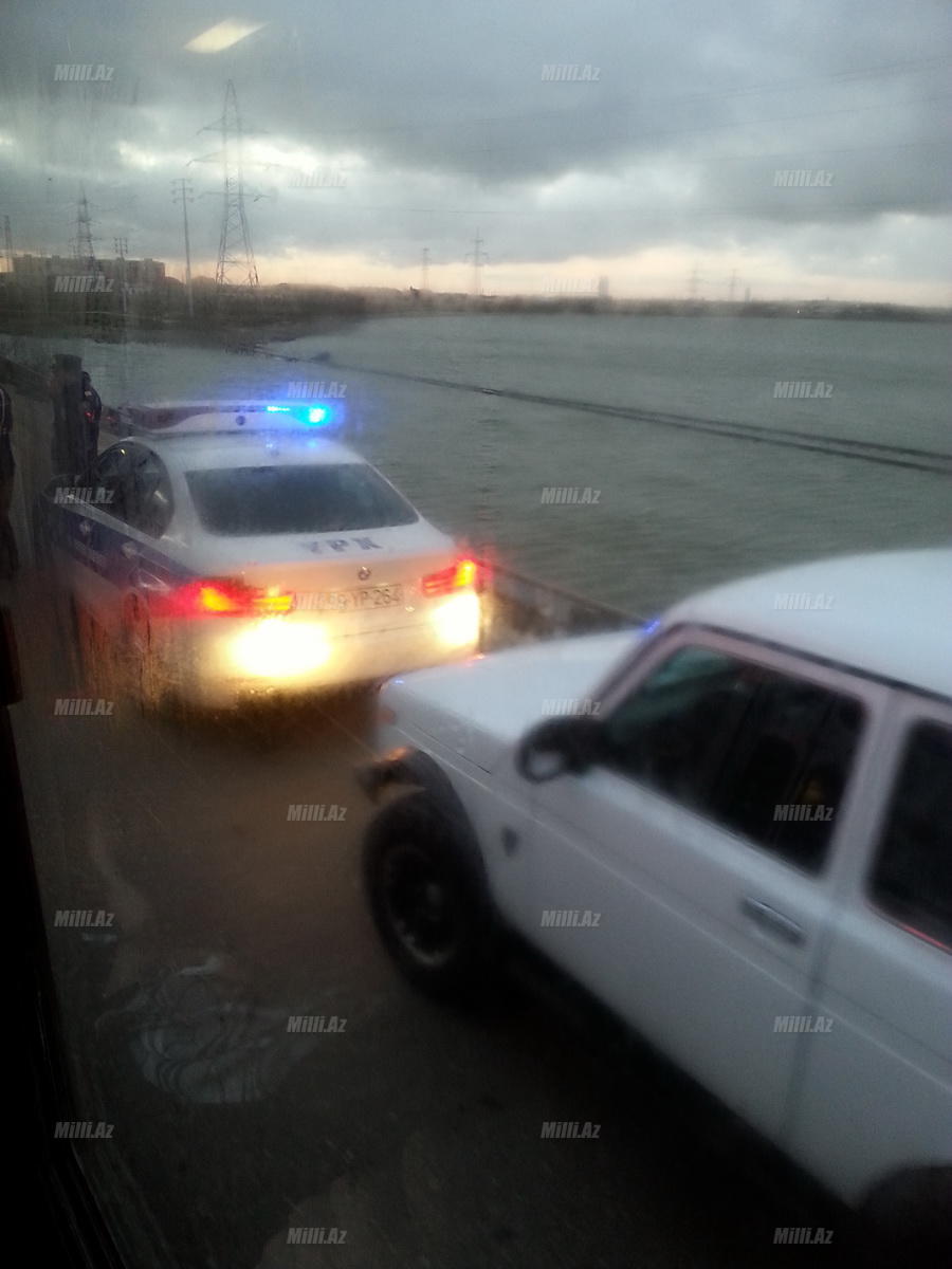 Bakıda səhər saatlarında FACİƏ: polislər, həkimlər gəldi, yol tıxandı