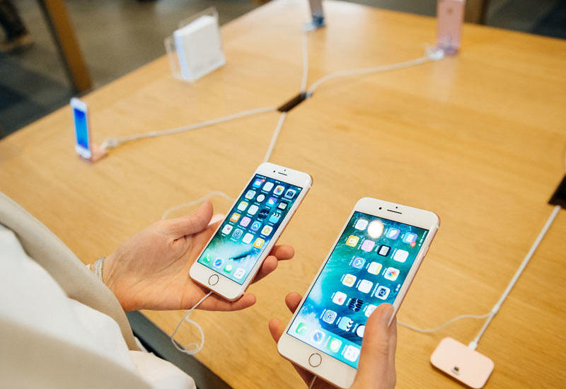 Mobil telefon alarkən hüquqlarımızı necə qoruyaq?