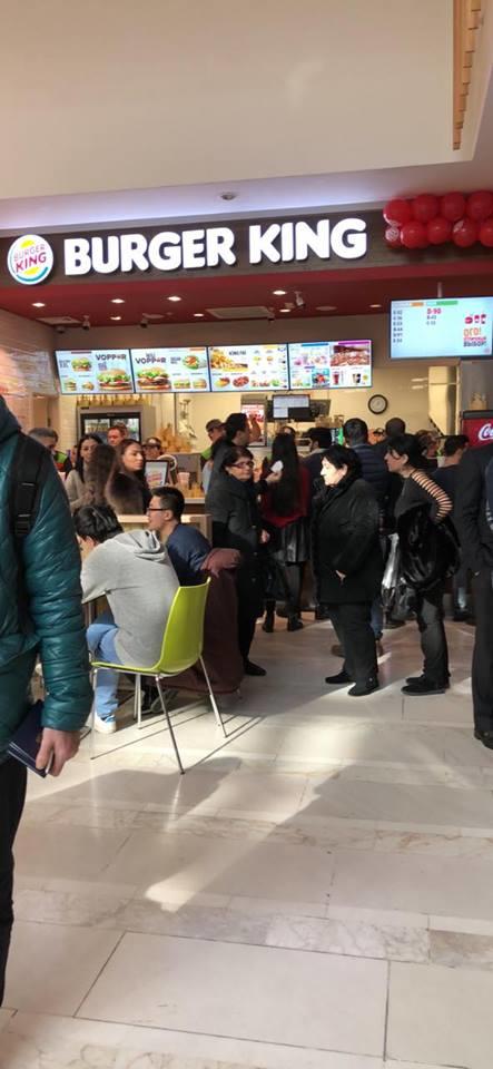 В Баку открылся Burger King