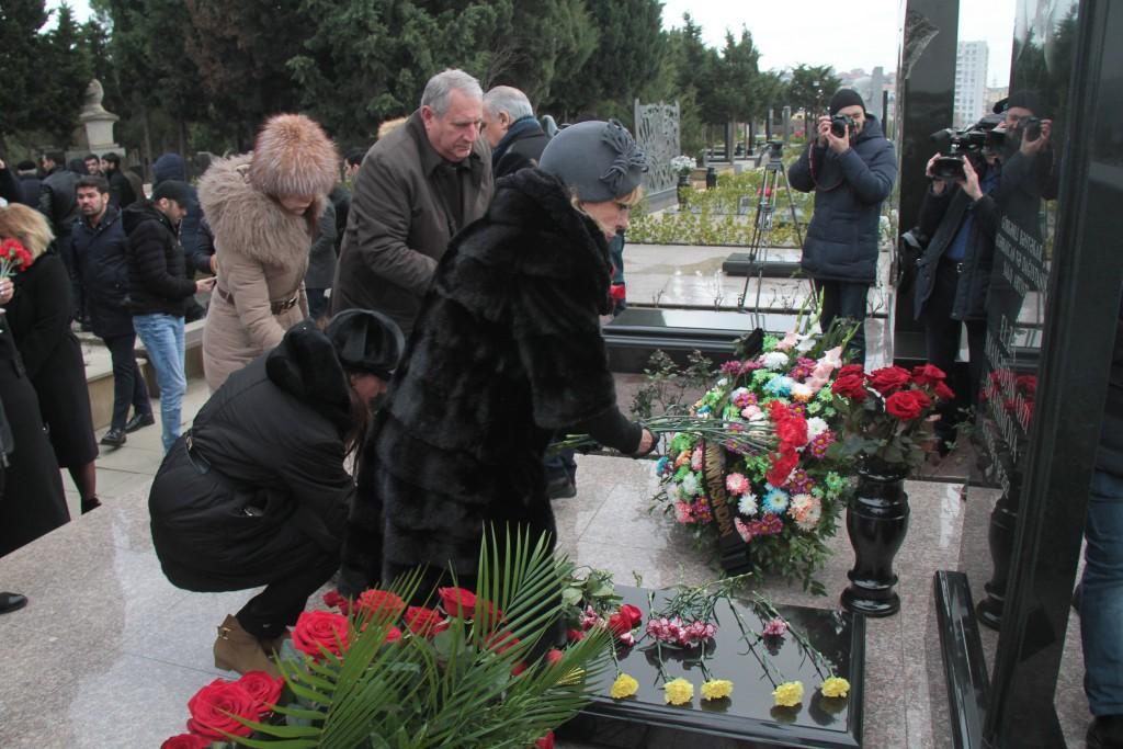 В Баку почтили память Эльзы Ибрагимовой