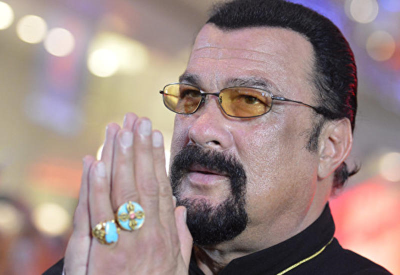 Стивена Сигала вновь обвинили в домогательствах