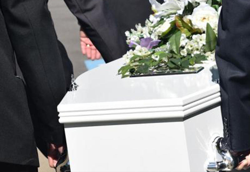 Друзья Саргсяна собирают налоги с умерших людей