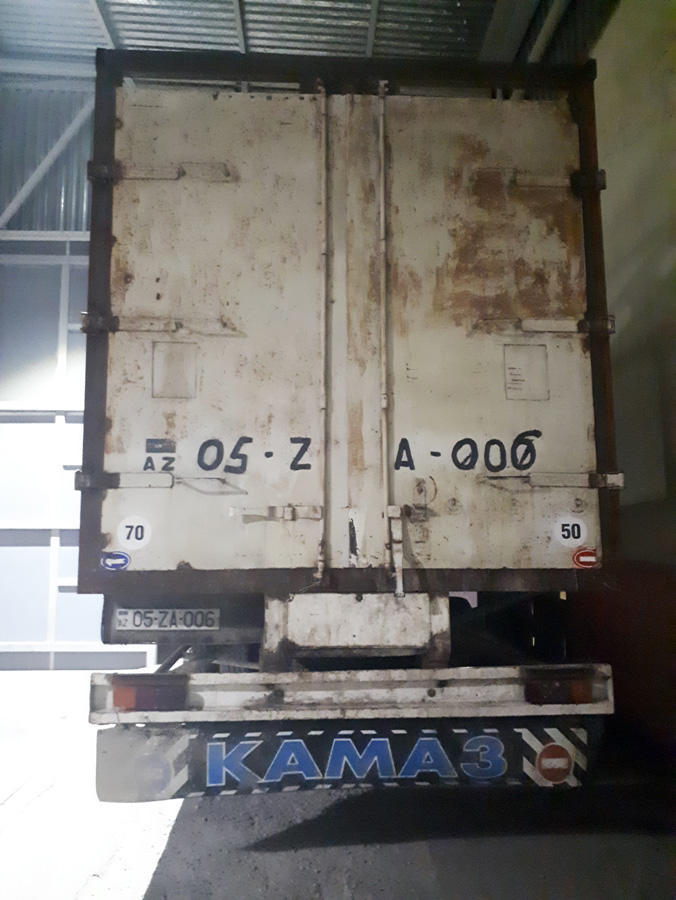 Таможенники пресекли контрабандный ввоз в Азербайджан 1,5 т осетровых