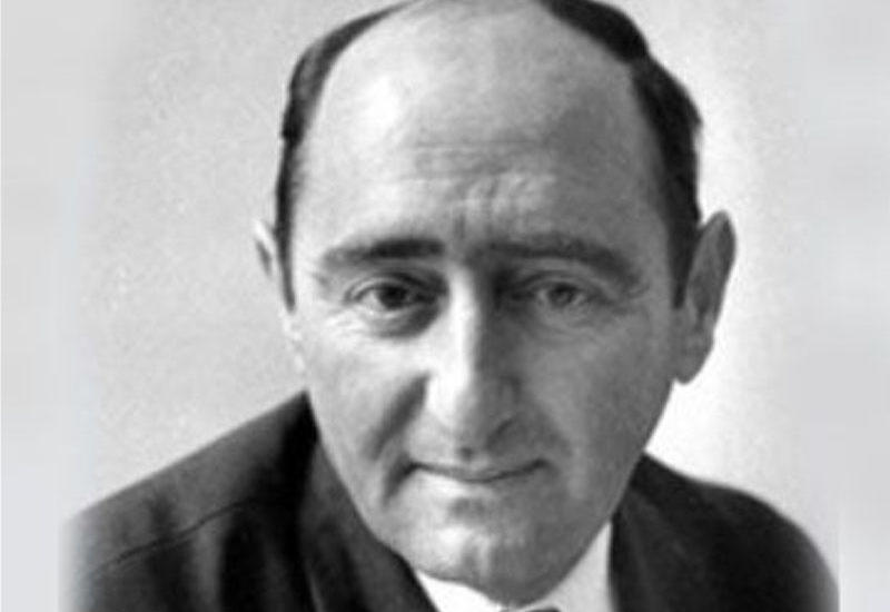 16 yaşlı qız alan ateist Xalq şairi