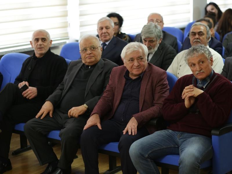 "Dolu" filmi və yaradıcıları BXA-da
