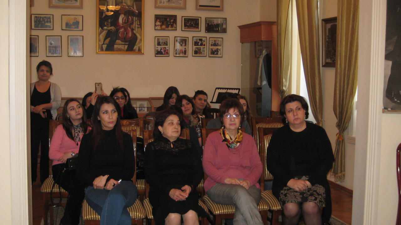 Leopold və Mstislav Rostropoviçlərin ev muzeyində 20 yanvar faciəsinə həsr olunan tədbir keçirilib