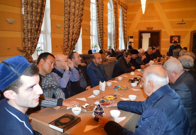 Azərbaycanın Daşkənddəki diasporunun üzvləri 20 Yanvar şəhidlərinin xatirəsini yad ediblər