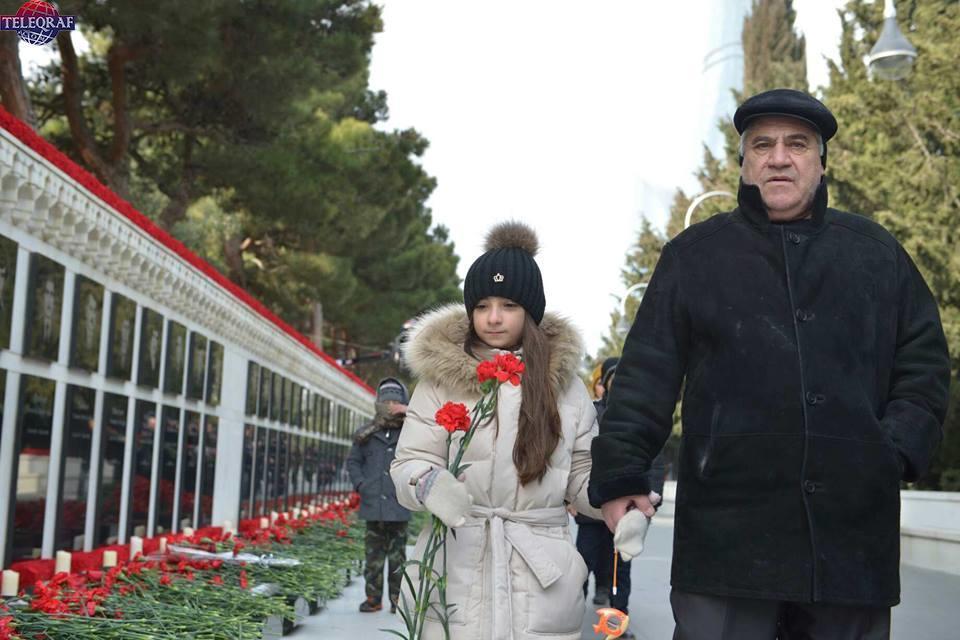 Şəhidlər xiyabanından fotoreportaj