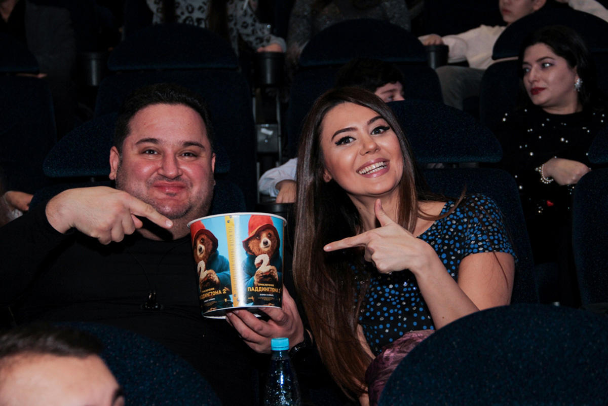 В CinemaPlus прошел показ фильма "Приключения Паддингтона 2" с азербайджанским дубляжом