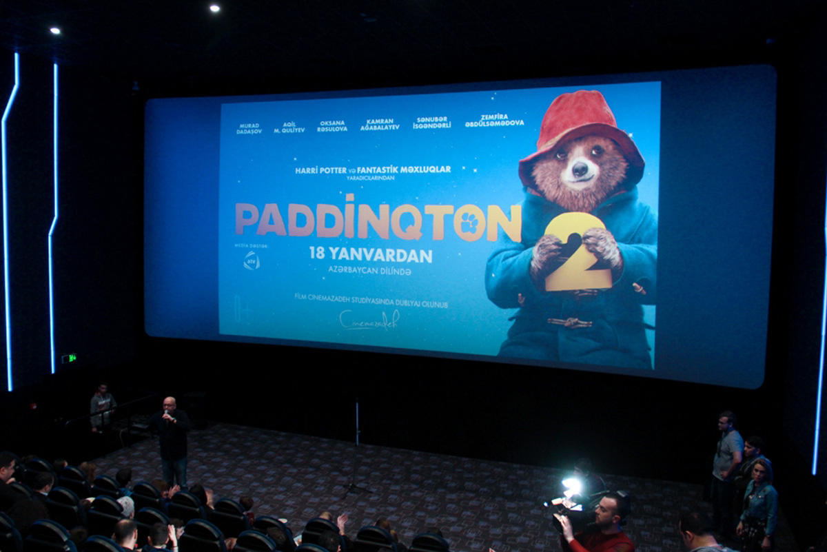 В CinemaPlus прошел показ фильма "Приключения Паддингтона 2" с азербайджанским дубляжом