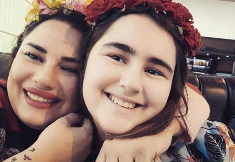 Aytən Səfərovanın qızı ilə yeni FOTOLAR