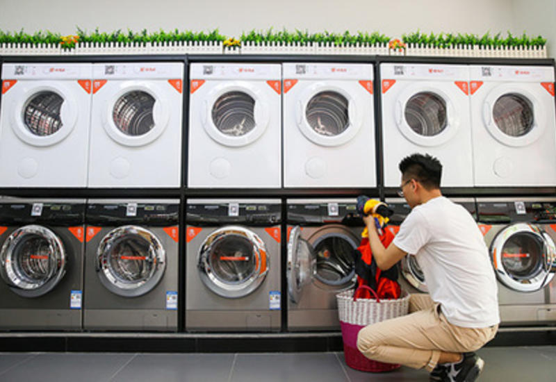 Японский мальчик залез в стиральную машину и задохнулся