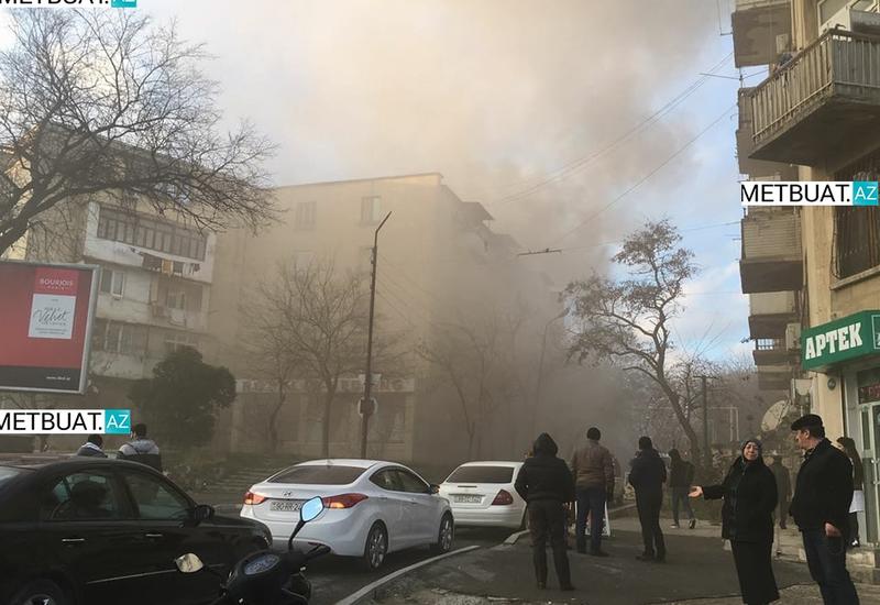 SON DƏQİQƏ: Bakıda mağaza yanır