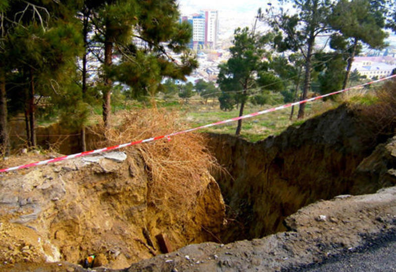 Nazirlik xəbərdarlıq etdi: Sürüşmələr davam edir