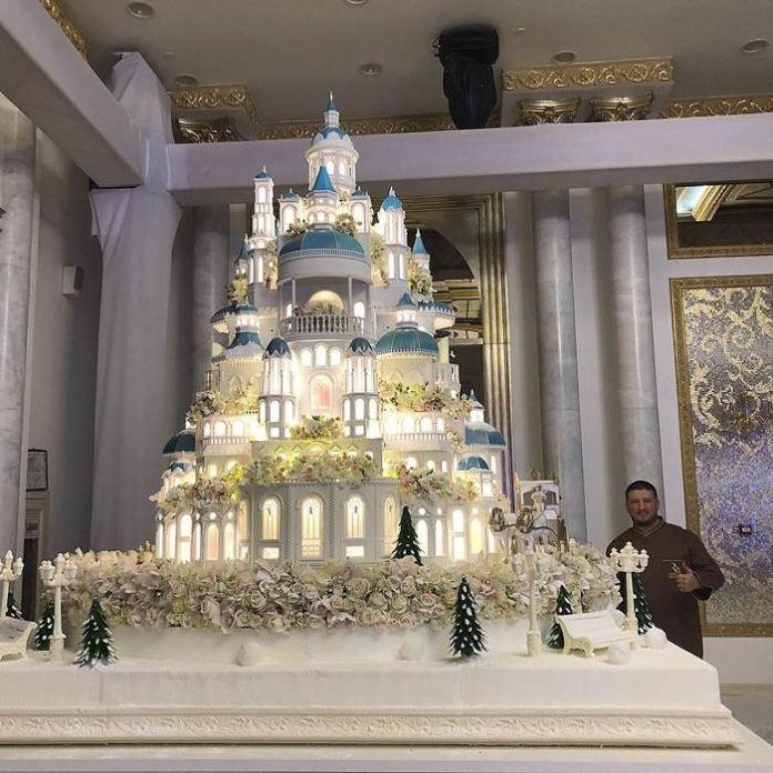 На свадьбе гостям подали торт за $179 тысяч