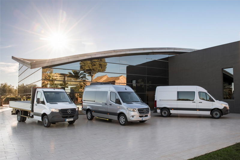 Дизель V6 и автомат с 9 ступенями: Mercedes представил новый Sprinter