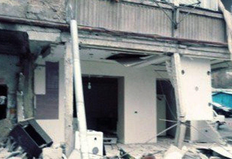 Yerevanda yaşayış binasında PARTLAYIŞ