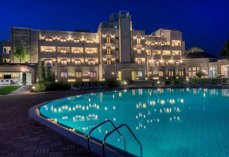 Отель Garabag Resorts&Spa получил почетную награду от Booking.com