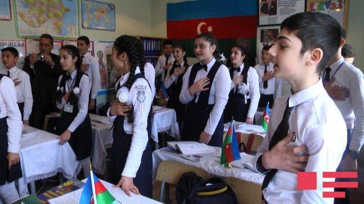 Посол США посетил построенную для вынужденных переселенцев школу