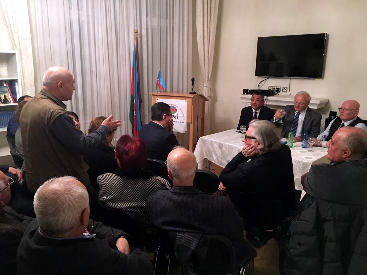 Almaniyada Xocalı soyqırımının 26-cı ildönümünə həsr olunmuş növbəti tədbir keçirilib