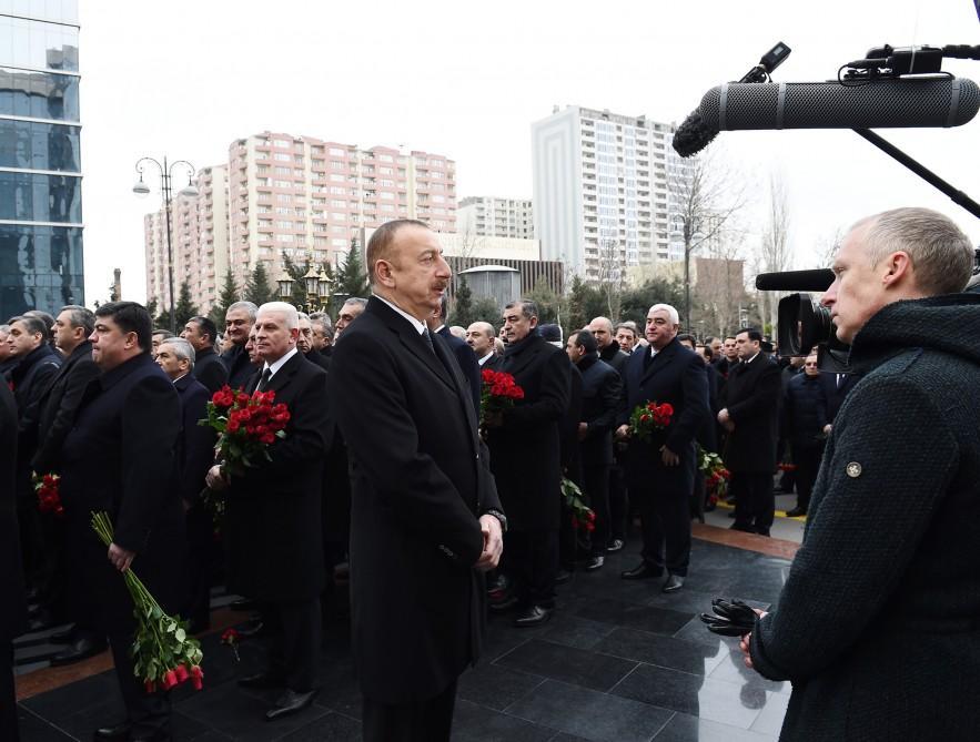 Президент Ильхам Алиев: Азербайджан должен стать сильнее для того, чтобы Ходжалинская трагедия никогда не повторилась