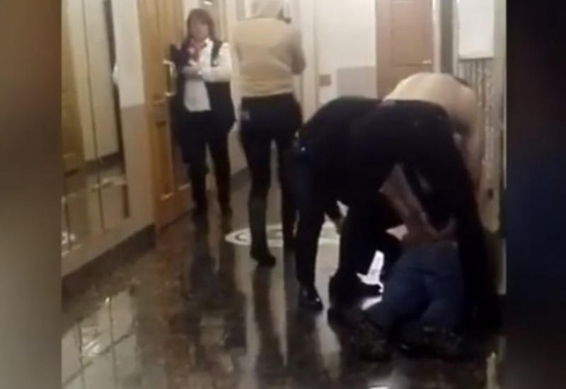 Вооружённый мужчина попытался сорвать концерт Бузовой в Хабаровске