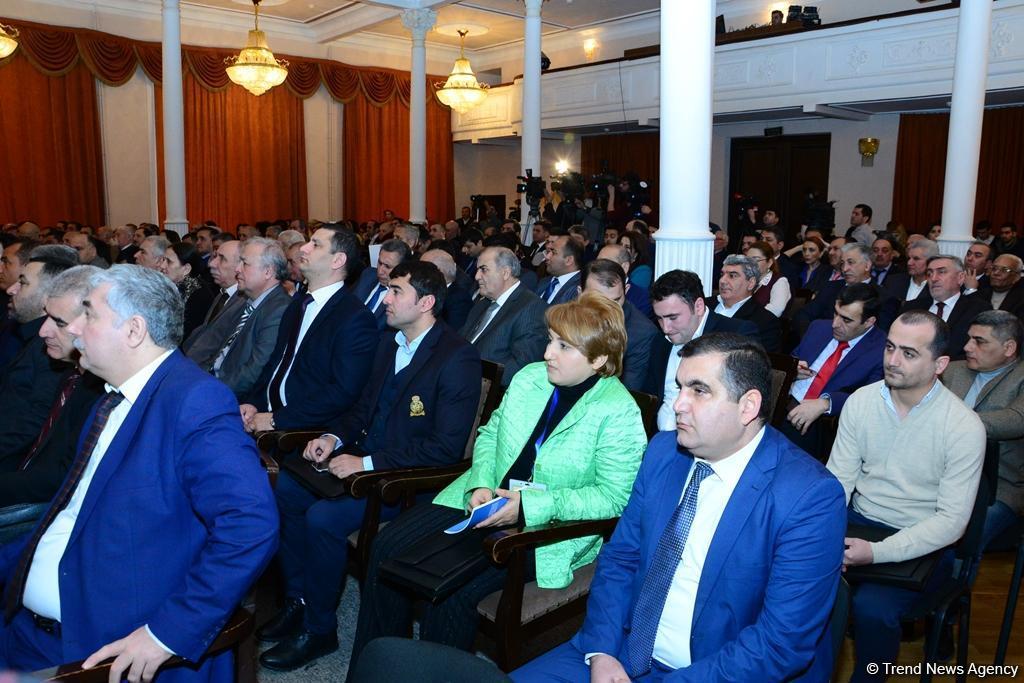 В Баку прошел VII съезд азербайджанских журналистов